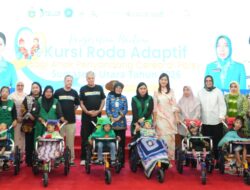 Wujud Kepedulian, 9 Anak Disabilitas di Kota Binjai Menerima Bantuan Kursi Roda Khusus