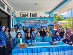PKK Kota Bitung dan DLH Gelar Pelatihan Pembuatan Kompos di Kelurahan Pateten 3