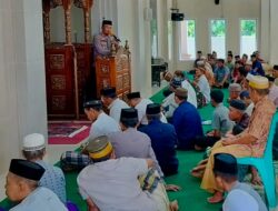 Kapolsek Polongbangkeng Selatan Gelar Safari Jumat, Perkuat Sinergi dengan Warga dan Sampaikan Pesan Kamtibmas