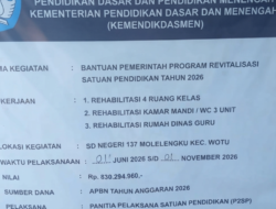 RAB Diduga Asal Bikin, Rangka Baja SDN 137 Molelengku Langsung Berkarat Usai Disiram Hujan
